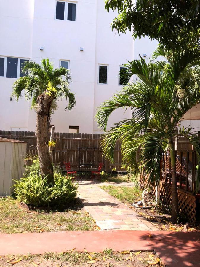 Private Suite Next To Calle Ocho ميامي المظهر الخارجي الصورة