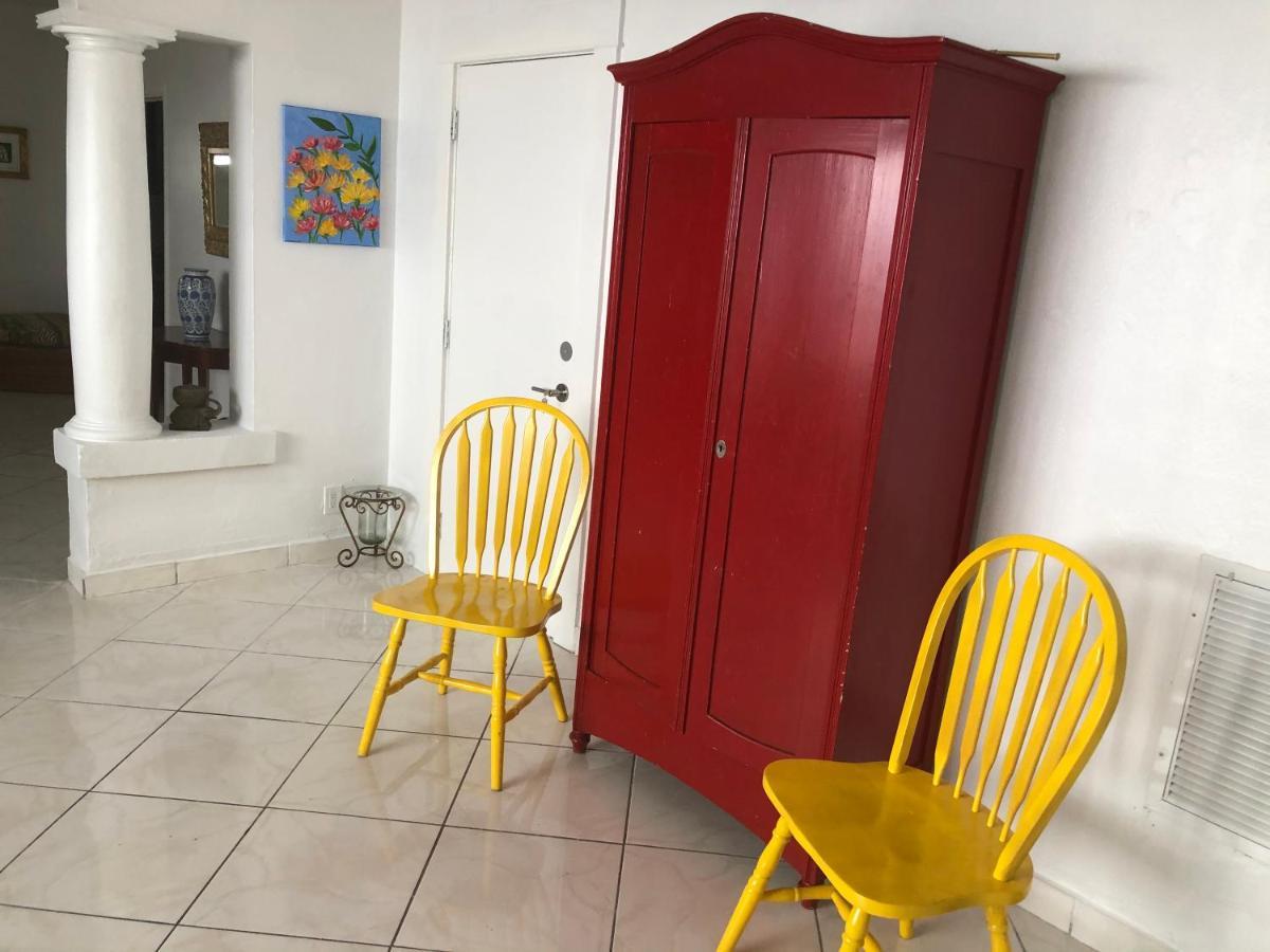 Private Suite Next To Calle Ocho ميامي المظهر الخارجي الصورة