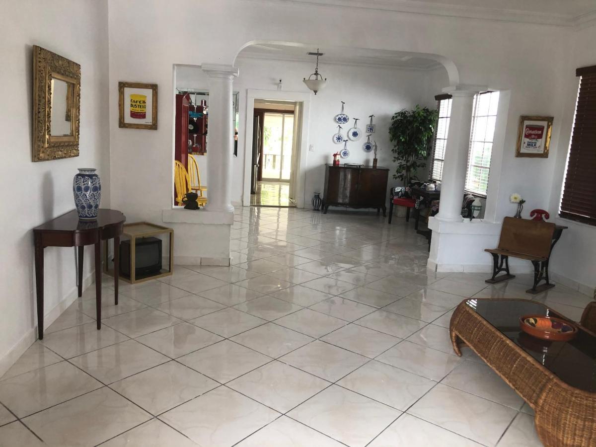 Private Suite Next To Calle Ocho ميامي المظهر الخارجي الصورة