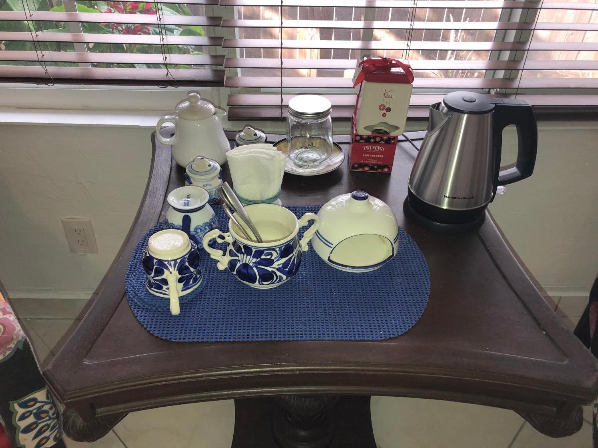 Private Suite Next To Calle Ocho ميامي المظهر الخارجي الصورة