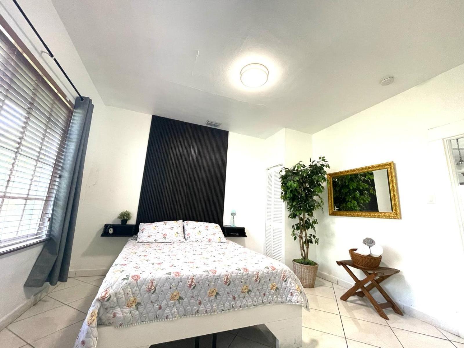 Private Suite Next To Calle Ocho ميامي المظهر الخارجي الصورة